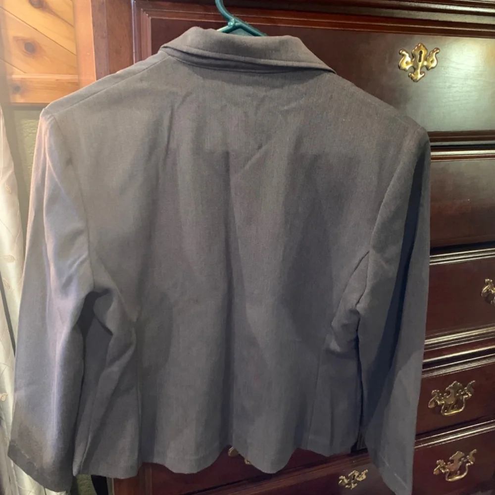 Grey blazer - Picture 2 of 5